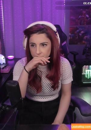 anniefuchsia photo #0145