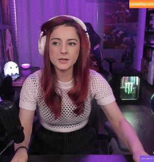 anniefuchsia photo #0147