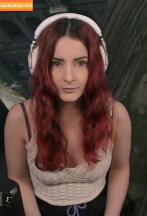 anniefuchsia photo #0166