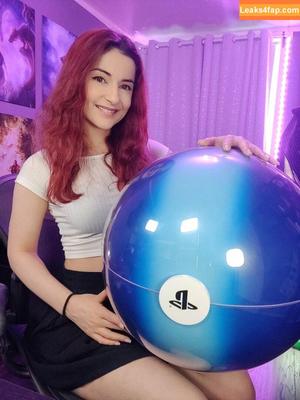 anniefuchsia photo #0177