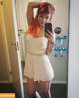 anniefuchsia photo #0716