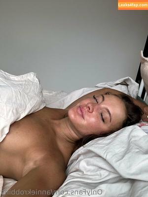 anniekrobbins photo #0032