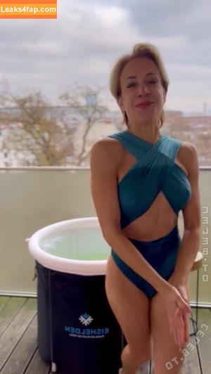 Annika Ernst photo #0087