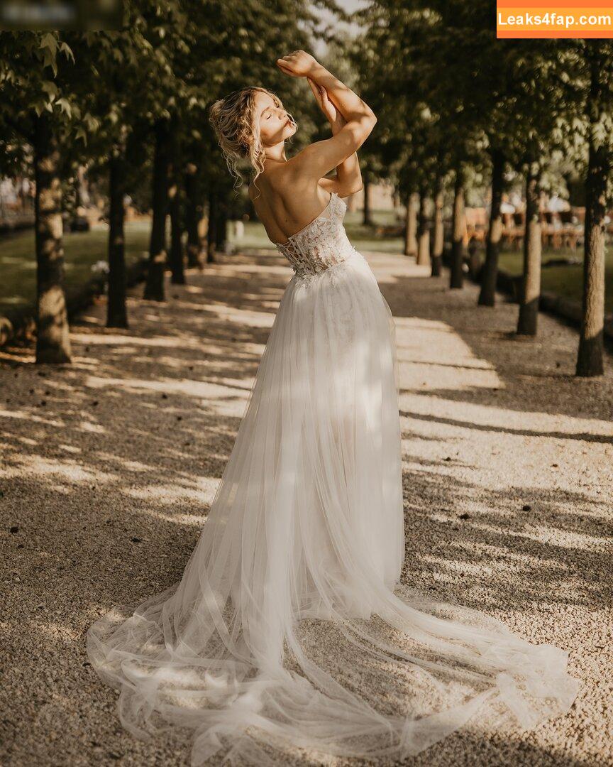 Annika Frick / annikafrck слитое фото фото #0104