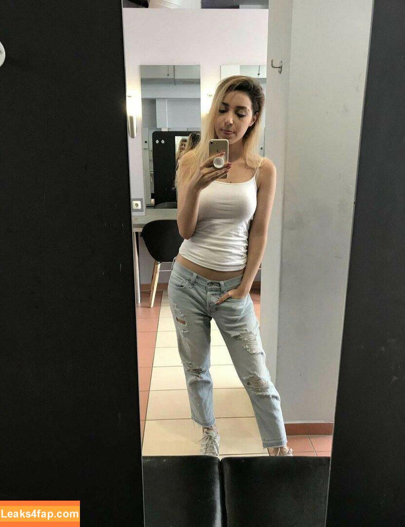 AnniTheDuck / https: слитое фото фото #0020