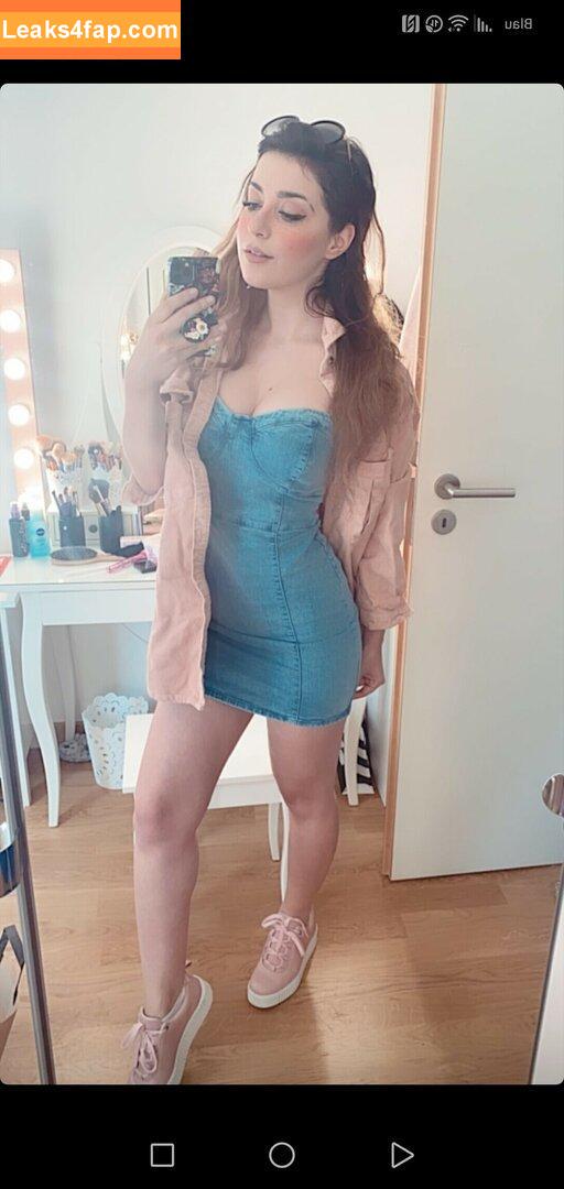 AnniTheDuck / https: слитое фото фото #0029