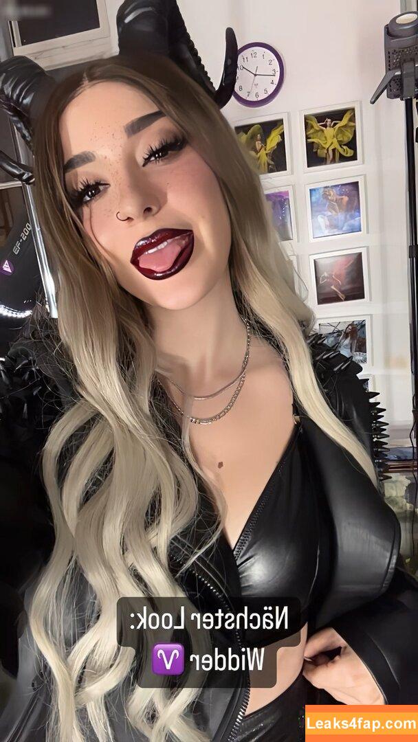 AnniTheDuck / https: слитое фото фото #0182