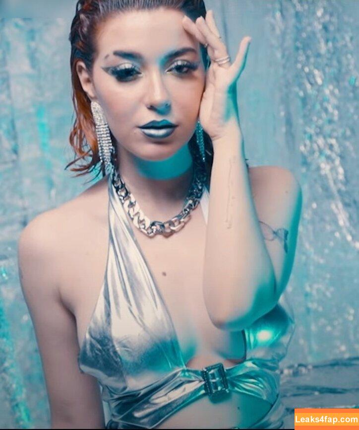 AnniTheDuck / https: слитое фото фото #0353