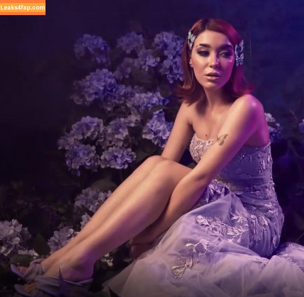 AnniTheDuck / https: слитое фото фото #0380