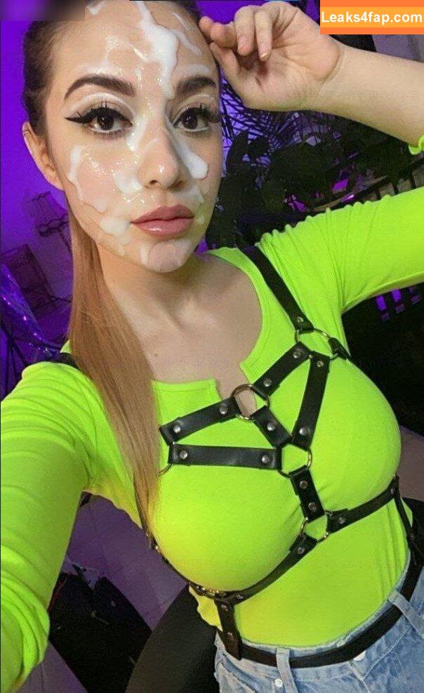 AnniTheDuck / https: слитое фото фото #0493