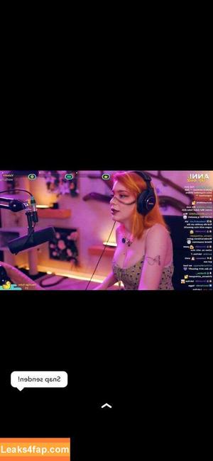 AnniTheDuck фото #0041