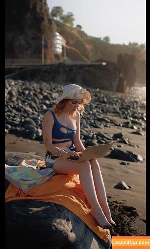 AnniTheDuck фото #0067