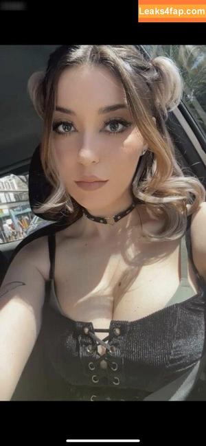 AnniTheDuck фото #0140