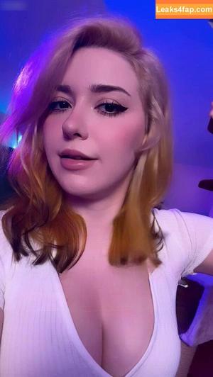 AnniTheDuck фото #0158