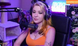 AnniTheDuck фото #0220