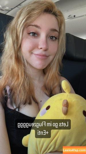 AnniTheDuck фото #0222