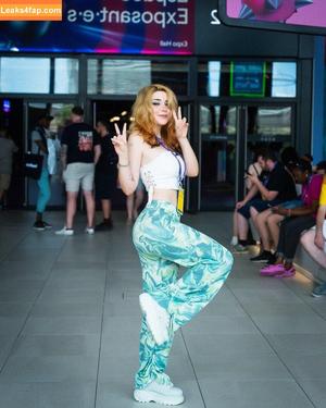 AnniTheDuck фото #0224