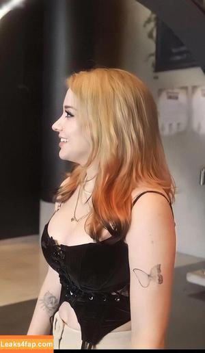 AnniTheDuck фото #0292