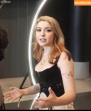 AnniTheDuck фото #0305