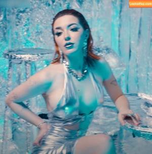 AnniTheDuck фото #0355