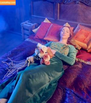 AnniTheDuck фото #0429