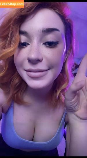 AnniTheDuck фото #0449