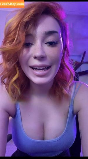 AnniTheDuck фото #0450