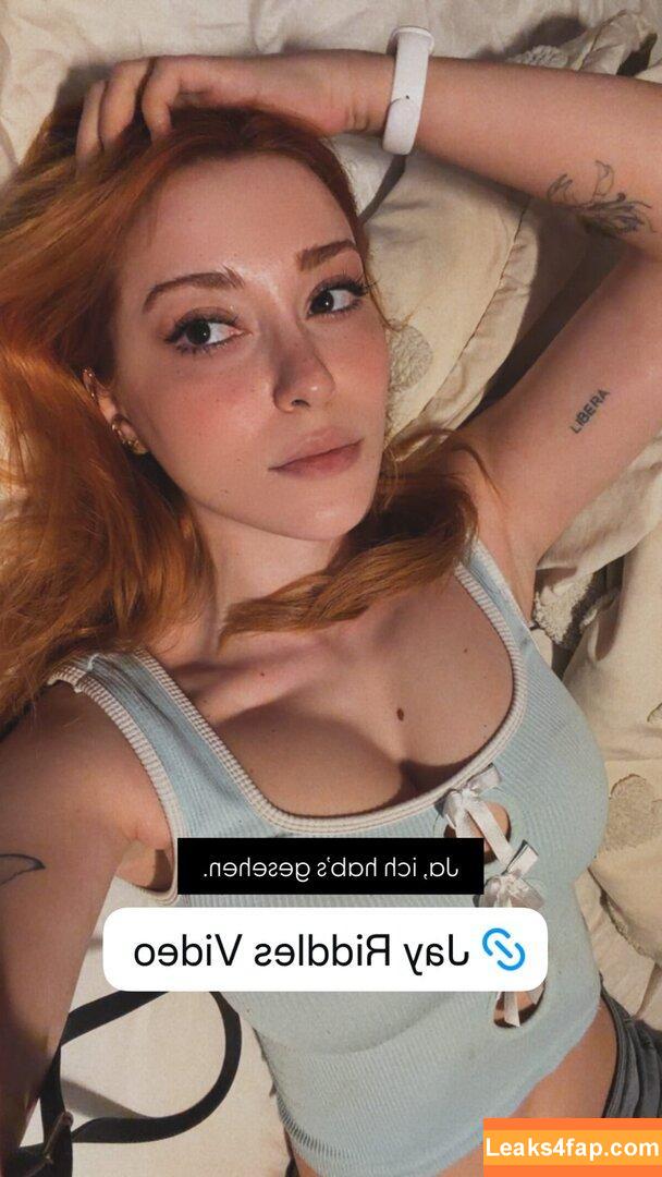 AnniTheDuck / https: leaked photo photo #1358