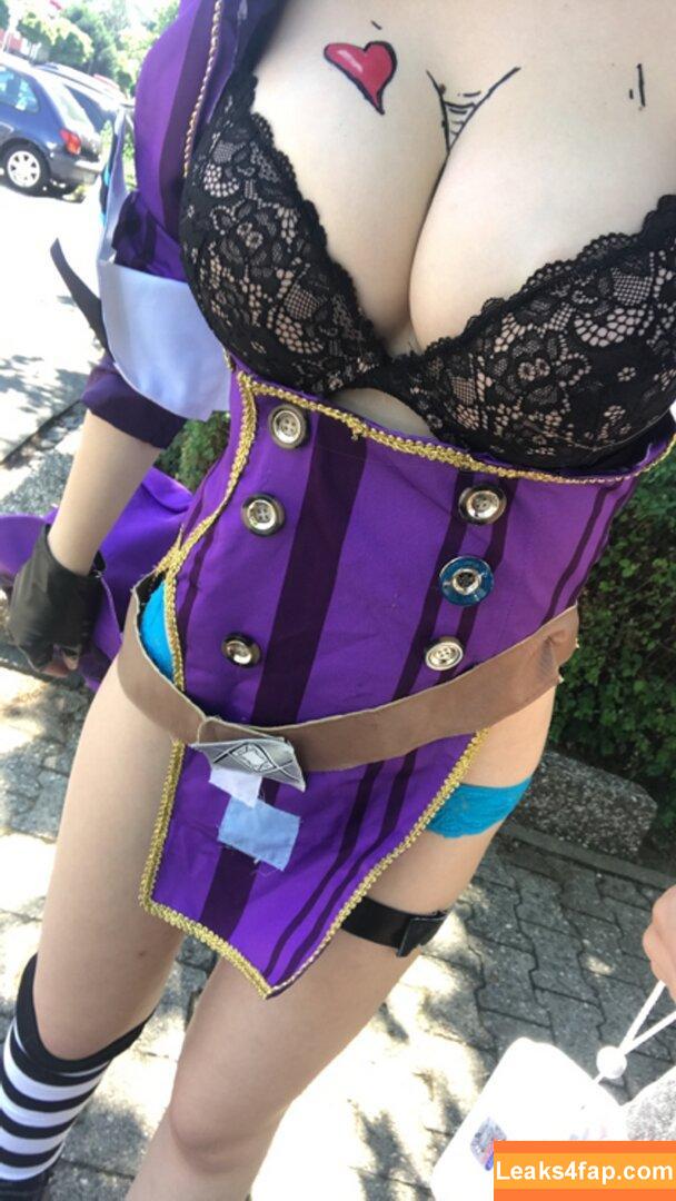 AnniTheDuck / https: leaked photo photo #1369
