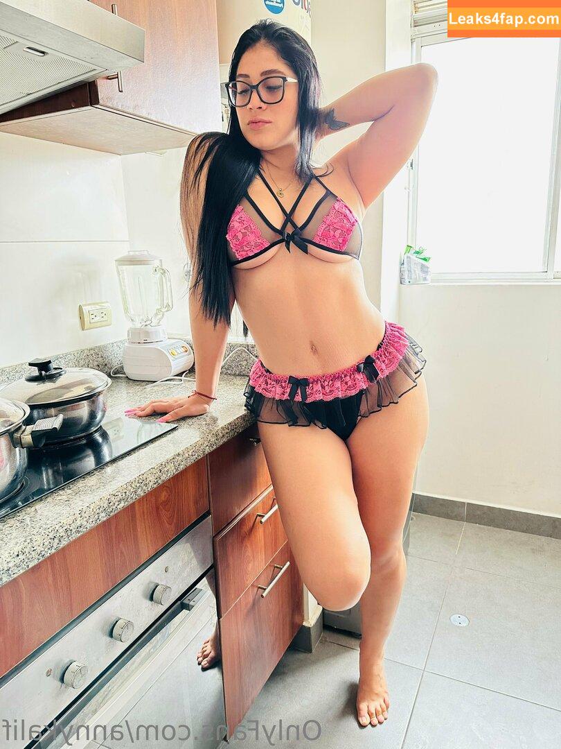 annykalif / annakalifa leaked photo photo #0122