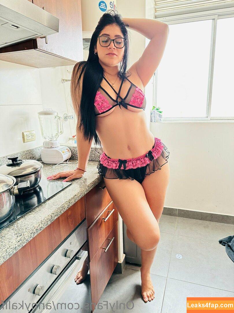 annykalif / annakalifa leaked photo photo #0144