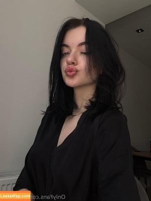 annyolsy photo #0015