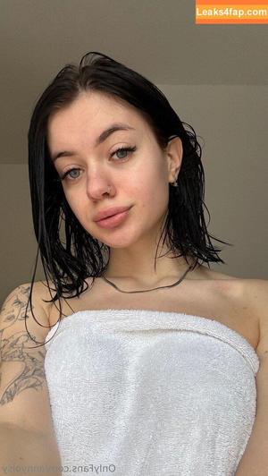 annyolsy photo #0024