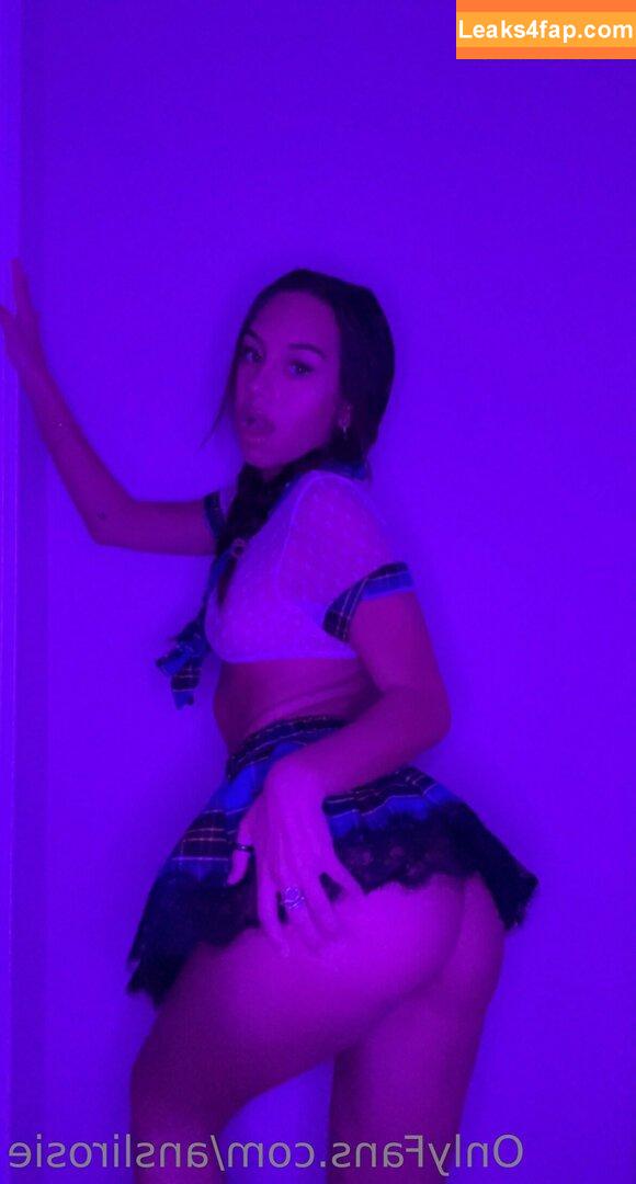 anslirosie / essirose_ leaked photo photo #0082