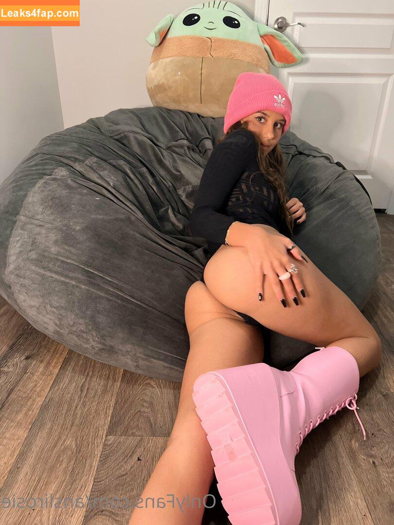 anslirosie / essirose_ leaked photo photo #0355