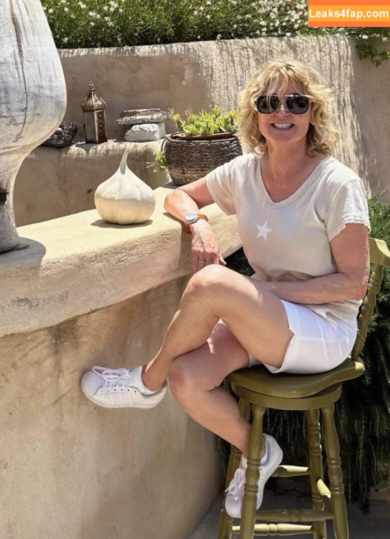 Anthea Turner / antheaturner leaked photo photo #0016