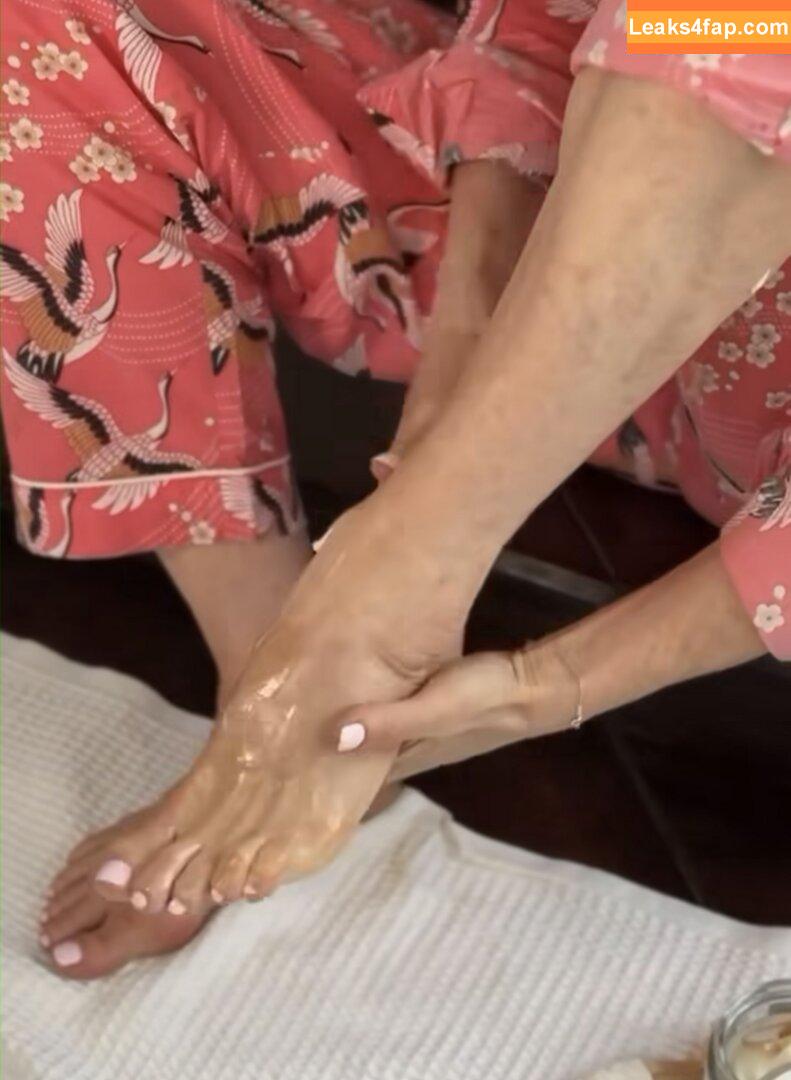 Anthea Turner / antheaturner leaked photo photo #0081