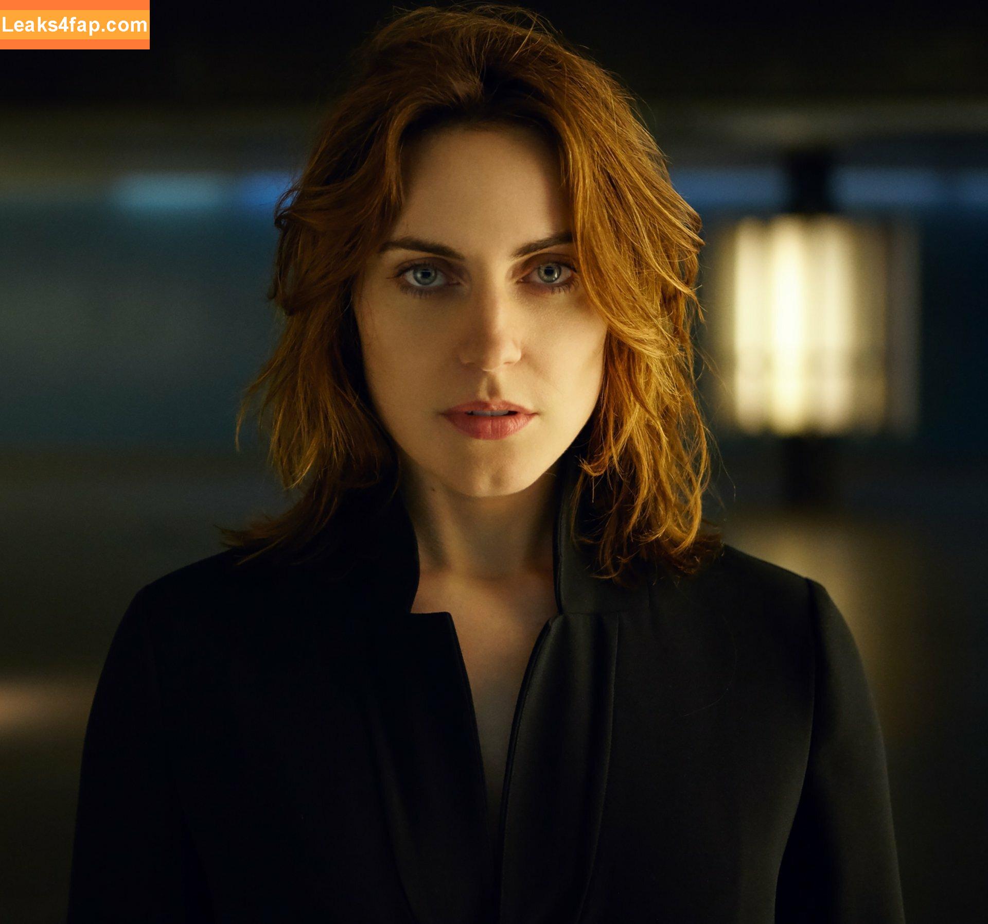 Antje Traue / antjetraueofficial leaked photo photo #0015