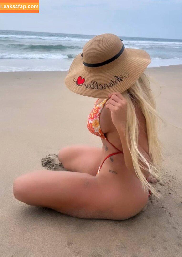 antonelabustamanteo /  leaked photo photo #0009