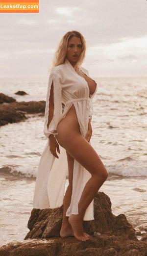 Antonella Mantovano photo #0013