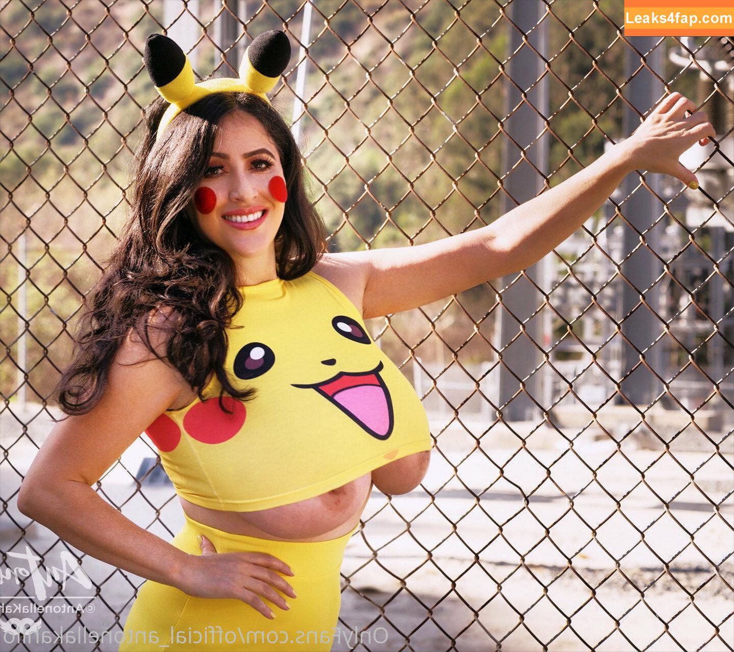 Antonella / antonella_a30 / antonella_chinita / antonellakahllo / antonellakahlloo / antonellamaria слитое фото фото #0143