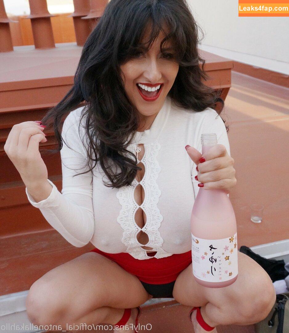 Antonella / antonella_a30 / antonella_chinita / antonellakahllo / antonellakahlloo / antonellamaria слитое фото фото #0170