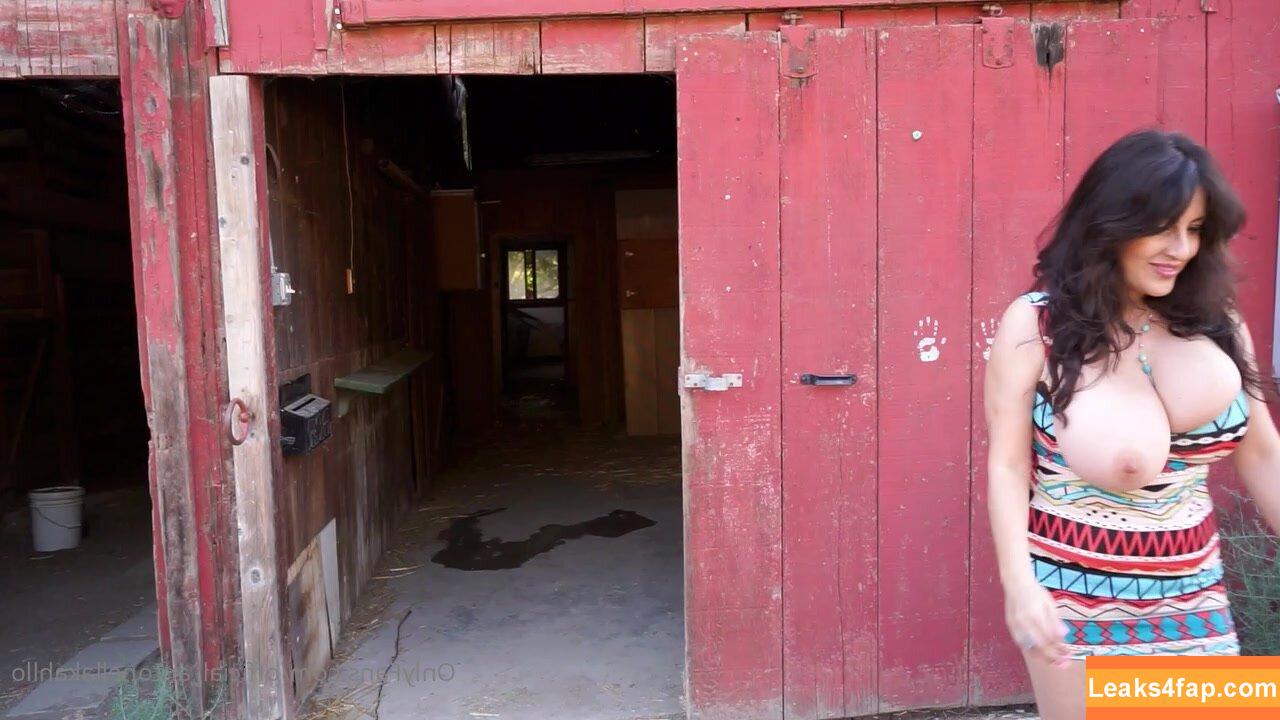 Antonella / antonella_a30 / antonella_chinita / antonellakahllo / antonellakahlloo / antonellamaria leaked photo photo #0222