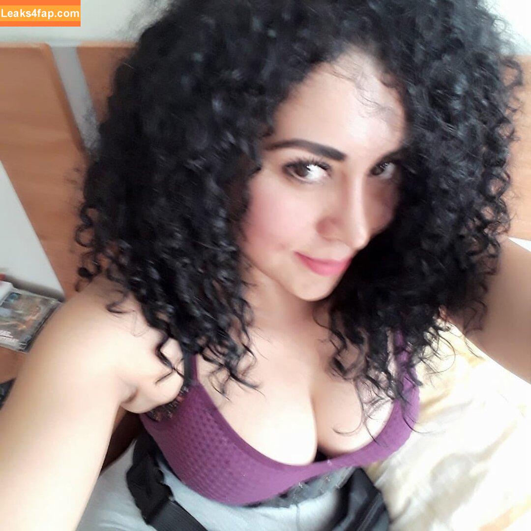 Antonella / antonella_a30 / antonella_chinita / antonellakahllo / antonellakahlloo / antonellamaria leaked photo photo #0551