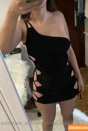 antonellareig photo #0001