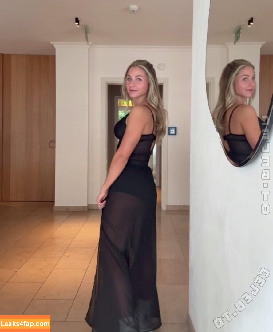 Antonia Elena / antoniaelena.official слитое фото фото #0122