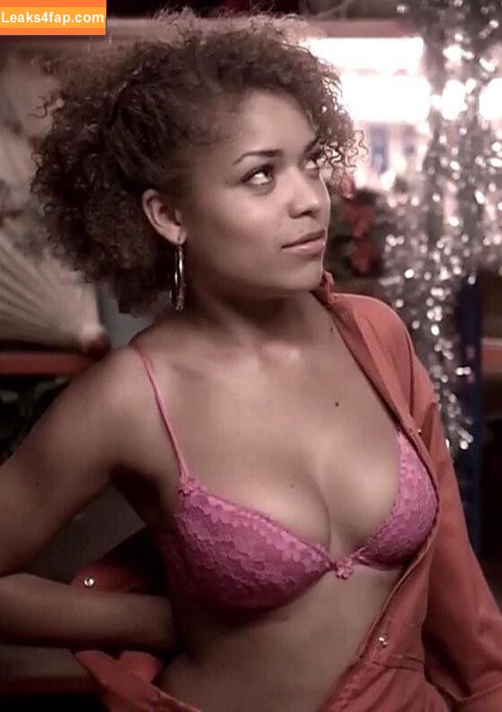 Antonia Thomas /  leaked photo photo #0003