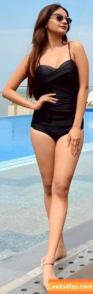 Anushka Sen фото #0099