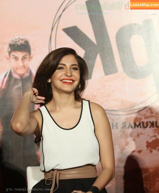 Anushka Sharma / anushkasharma слитое фото фото #0010