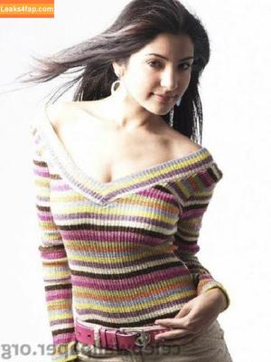 Anushka Sharma photo #0015